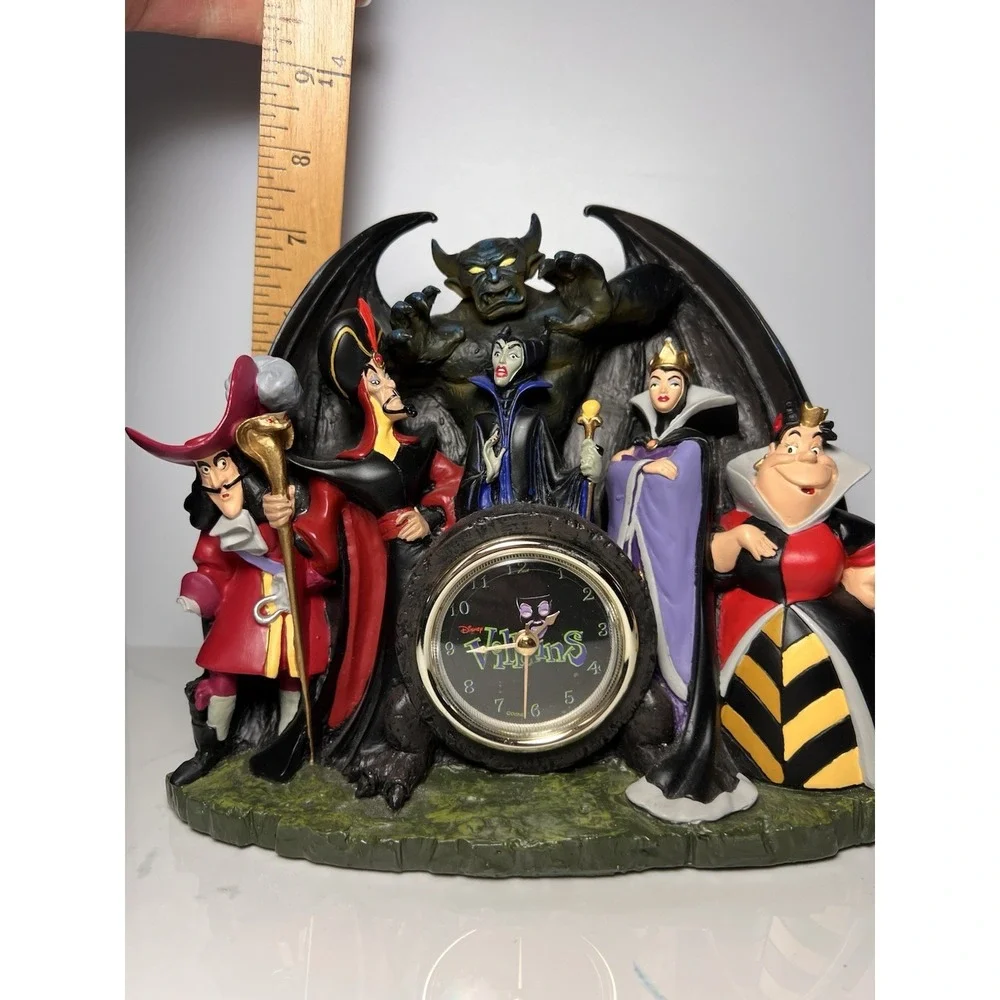 Disney Villains Mantle Desk Clock Hook Maleficent Evil Queen Chernabog Jafar